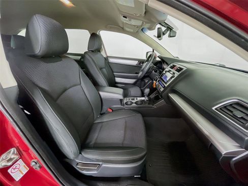 Used 2017 Subaru Outback 2.5i Premium image 29