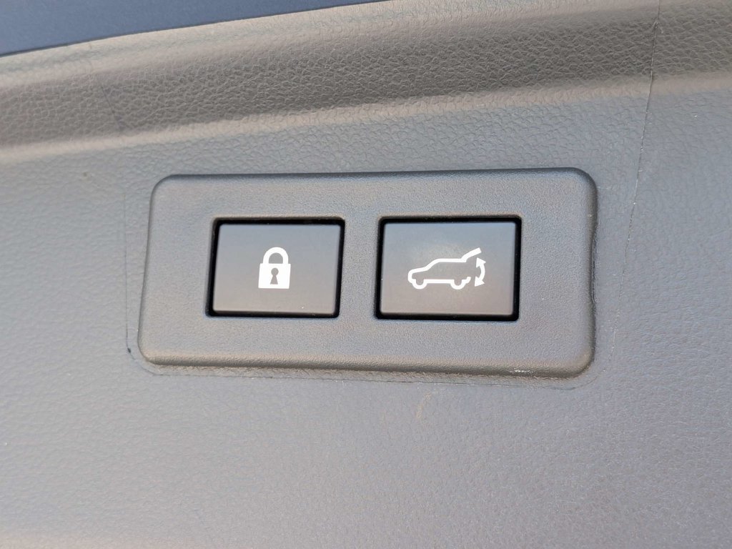 Used 2023 Subaru Outback Limited AWD/4WD image 14