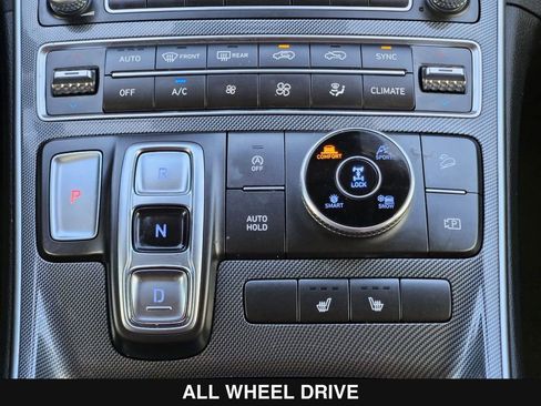 Used 2023 Hyundai Santa Fe SEL image 19