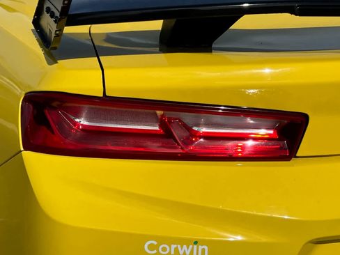 Used 2017 Chevrolet Camaro LT image 15