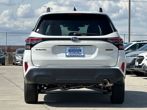 New 2026 Subaru Forester Premium AWD/4WD image 4