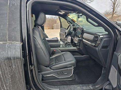 Used 2024 Ford F150 Lariat image 13