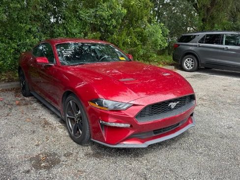 Used 2018 Ford Mustang Coupe RWD image 7