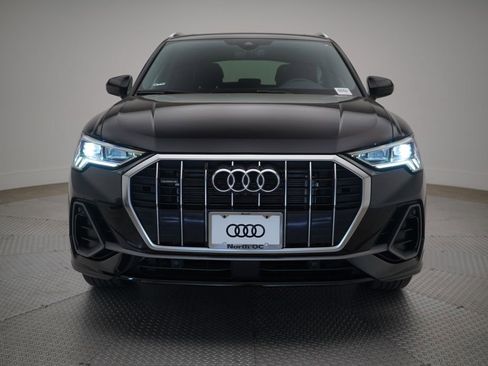 Used 2023 Audi Q3 2.0T Premium Plus w/ Premium Plus Package image 5