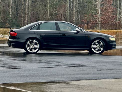 Used 2013 Audi S4 Prestige image 9