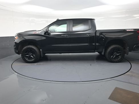 Used 2025 Chevrolet Silverado 1500 Custom Trail Boss AWD/4WD image 6