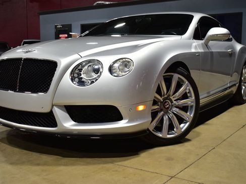 Used 2015 Bentley Continental GT V8 S image 4