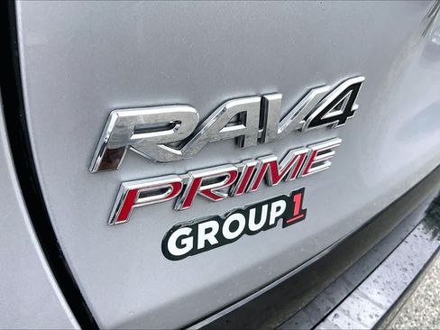 Used 2023 Toyota RAV4 SE w/ Weather & Moonroof Package AWD/4WD image 10