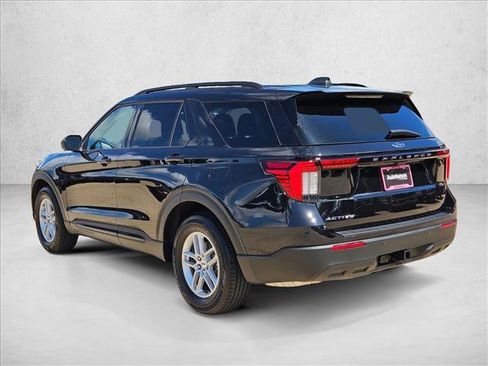 New 2026 Ford Explorer Active RWD image 9