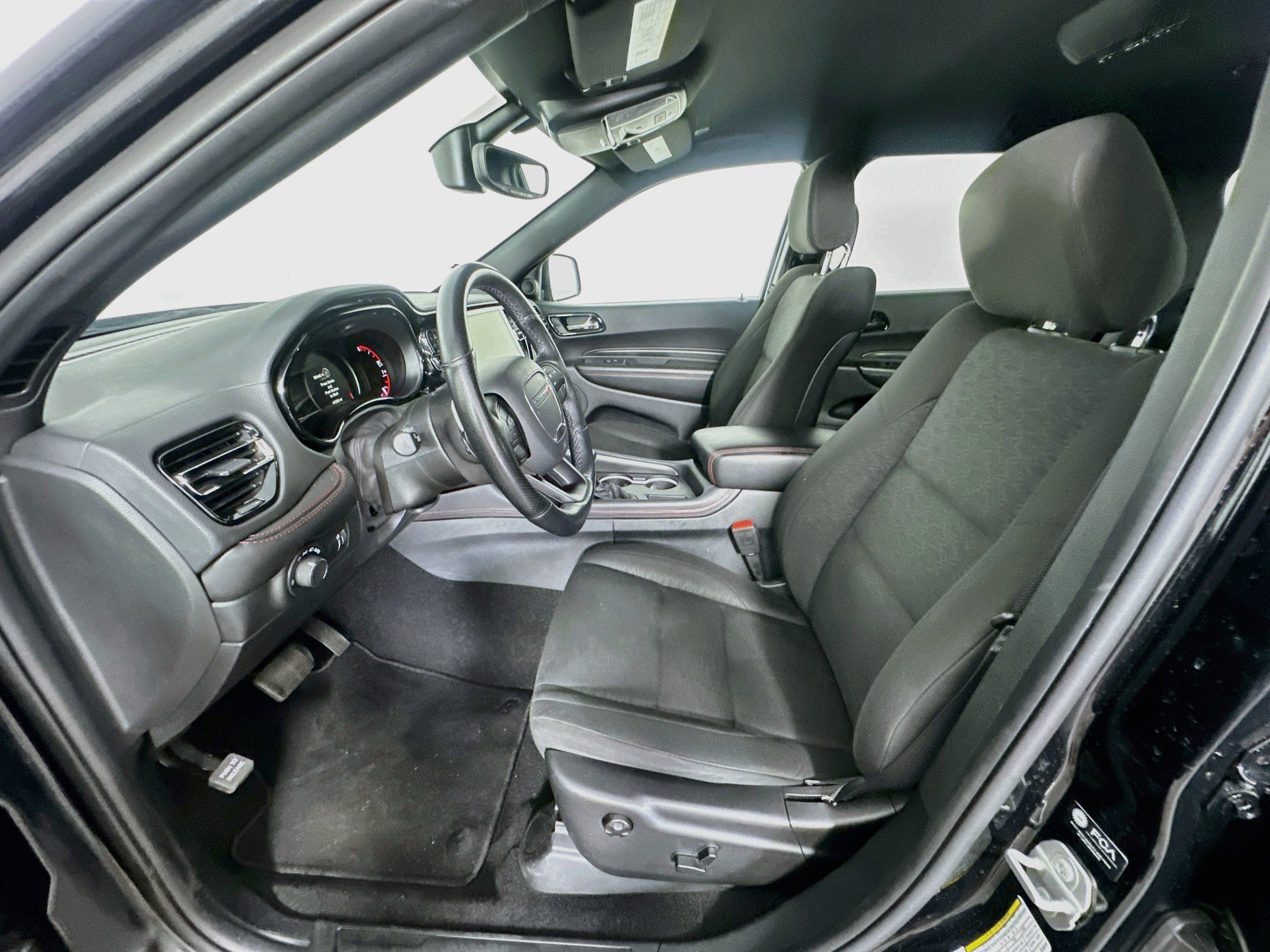 Used 2025 Dodge Durango GT RWD image 13
