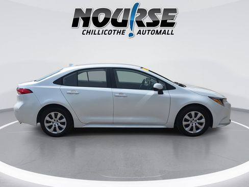 Used 2026 Toyota Corolla LE FWD image 9