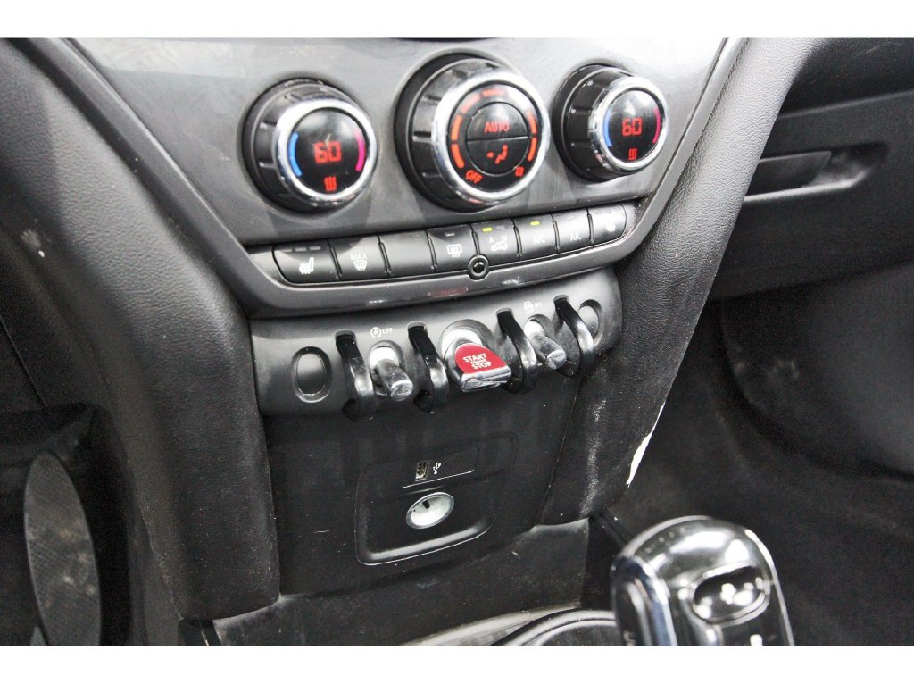 Used 2020 MINI Cooper Countryman FWD image 29