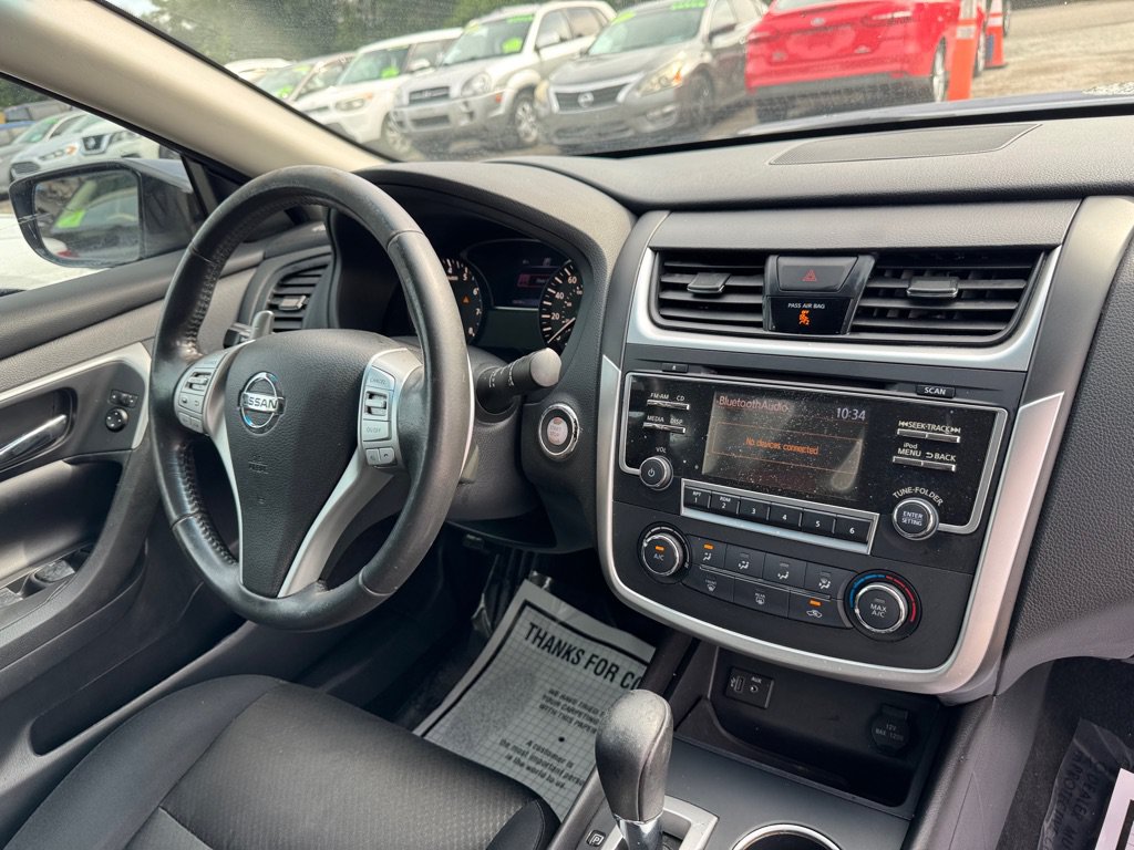 Used 2017 Nissan Altima 2.5 SR FWD image 13