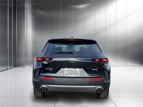 Used 2024 MAZDA CX-50 AWD 2.5 S w/ Premium Package image 4