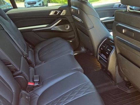 Used 2026 BMW X7 M60i AWD/4WD image 5