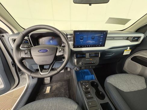 New 2026 Ford Maverick XLT w/ XLT Luxury Package FWD image 7