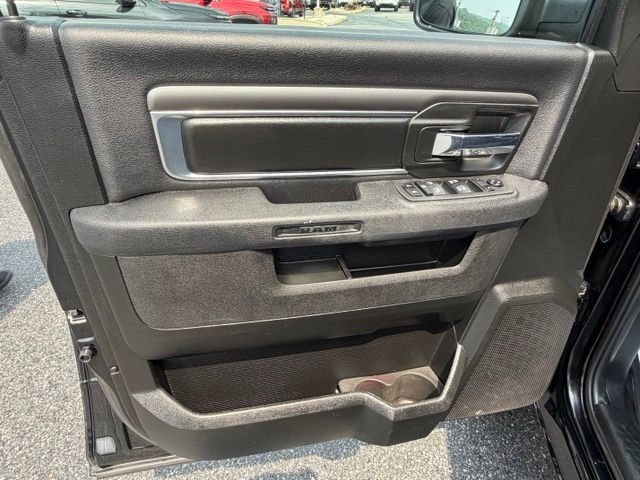 Used 2022 RAM 1500 Warlock AWD/4WD image 24
