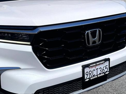 Used 2025 Honda Pilot Touring image 26