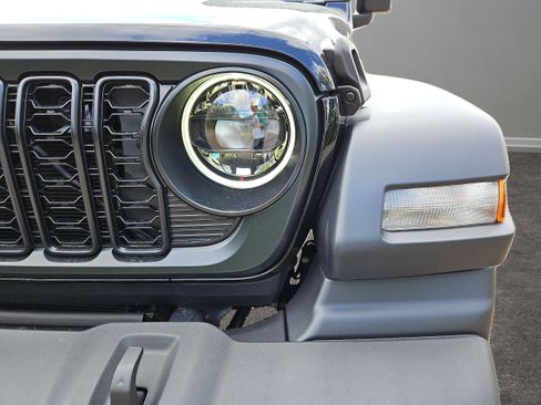 New 2024 Jeep Wrangler Sport S image 34