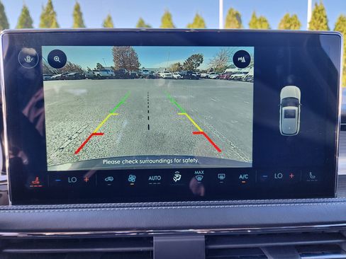 Used 2025 Lincoln Corsair FWD image 32