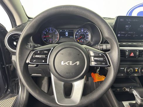 Used 2023 Kia Forte LXS image 22