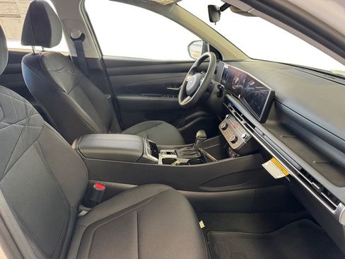 New 2026 Hyundai Tucson SE FWD image 15
