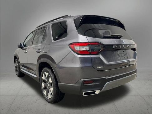 New 2026 Honda Pilot Elite image 3