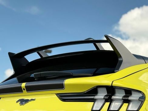 Used 2025 Ford Mustang Mach-E GT AWD/4WD image 39