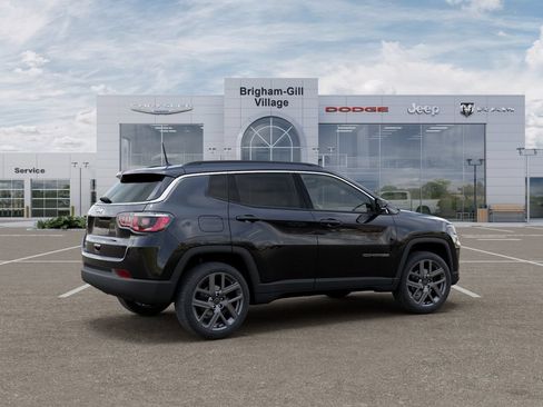 New 2026 Jeep Compass Limited w/ Sun, Sound & Navigation Group AWD/4WD image 4