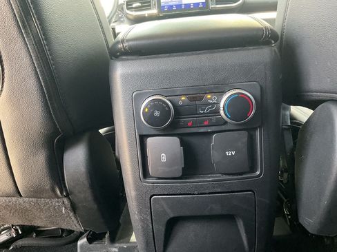 Used 2023 Ford Explorer Limited RWD image 10