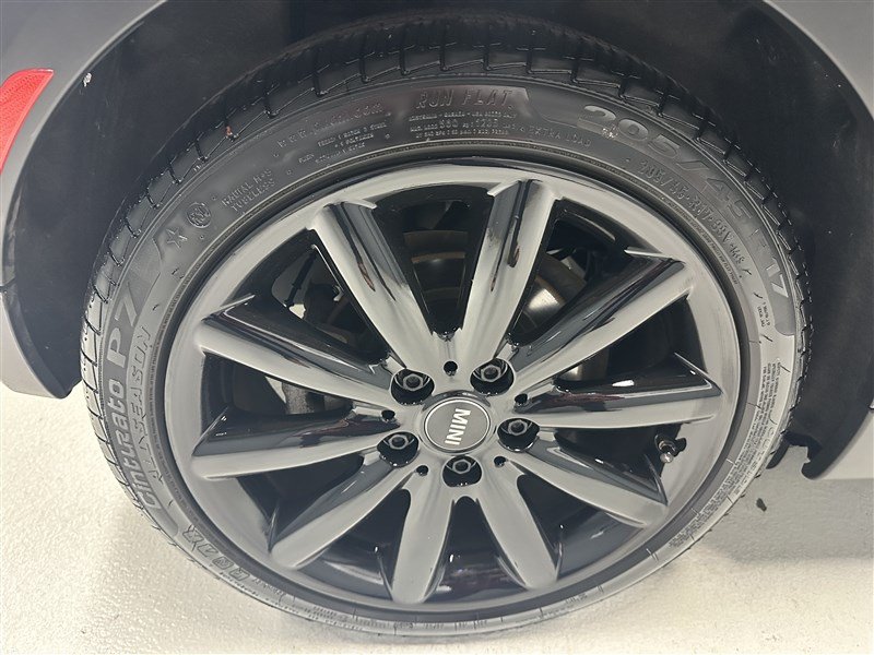 Used 2018 MINI Cooper S w/ Premium Package FWD image 13