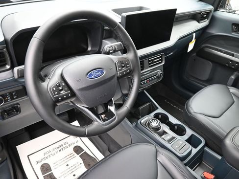 New 2026 Ford Maverick Lariat w/ Black Appearance Package image 19