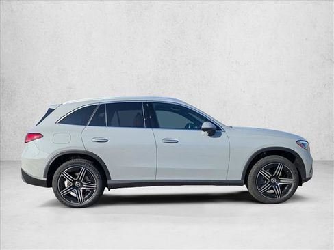 New 2026 Mercedes-Benz GLC 300 image 4
