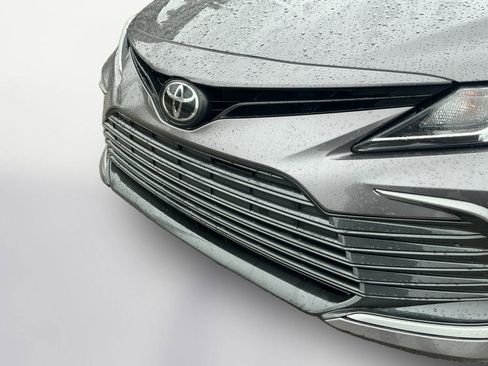 Used 2022 Toyota Camry LE w/ Carpet Mat Package (TMS) image 22