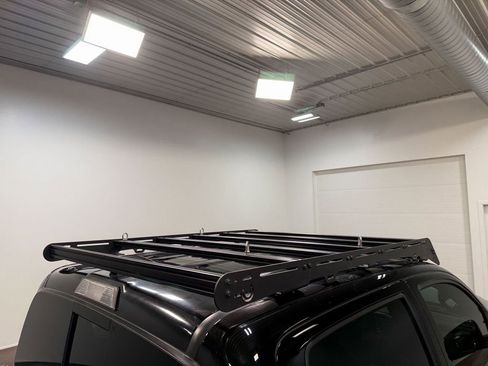 Used 2021 Toyota Tacoma TRD Off-Road w/ Technology Package image 45