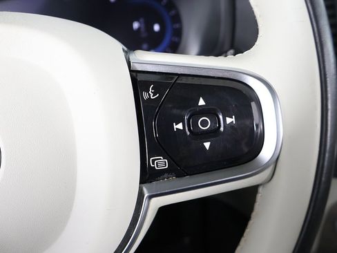 Used 2024 Volvo XC90 B6 Plus w/ Protection Package Premier image 43