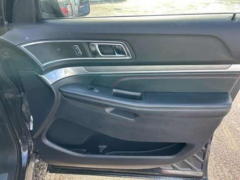 Used 2019 Ford Explorer Sport image 49