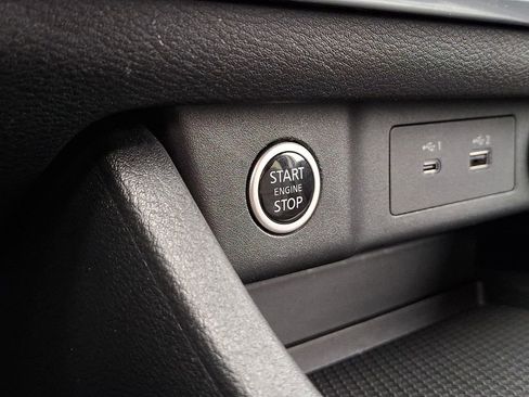 Used 2023 Nissan Rogue SV AWD/4WD image 23