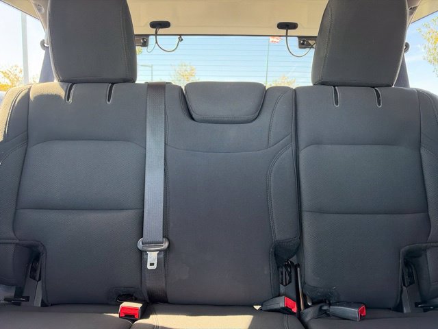 Used 2019 Jeep Wrangler Unlimited Sahara w/ Uconnect 4C Nav & Sound Group AWD/4WD image 31