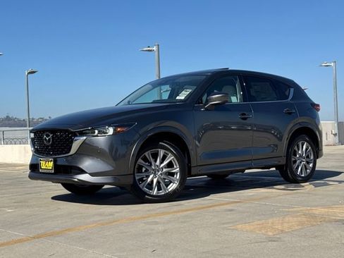 New 2025 MAZDA CX-5 AWD 2.5 S w/ Premium Plus Pkg image 2