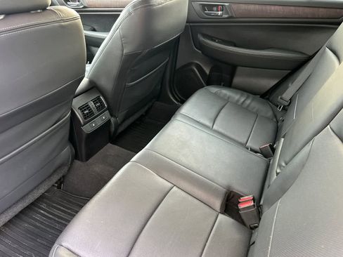 Used 2016 Subaru Outback 2.5i Limited image 4