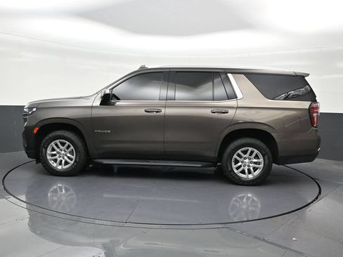Used 2021 Chevrolet Tahoe LS RWD image 2