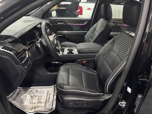Used 2026 GMC Acadia Denali w/ Super Cruise Package AWD/4WD image 15