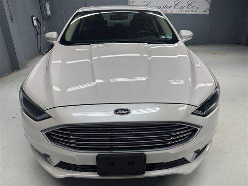 Used 2017 Ford Fusion SE w/ Equipment Group 202A AWD/4WD image 10