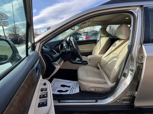 Used 2015 Subaru Outback 3.6R Limited image 21