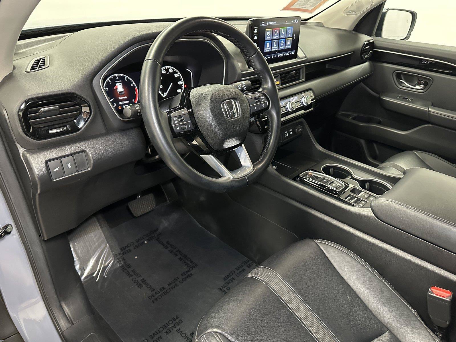 Certified 2024 Honda Pilot Touring image 24