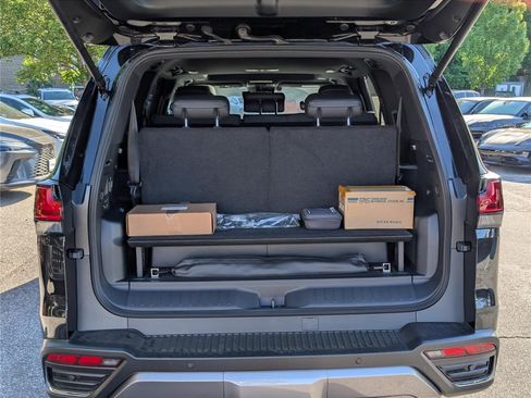 New 2026 Lexus LX 700h Luxury AWD/4WD image 10