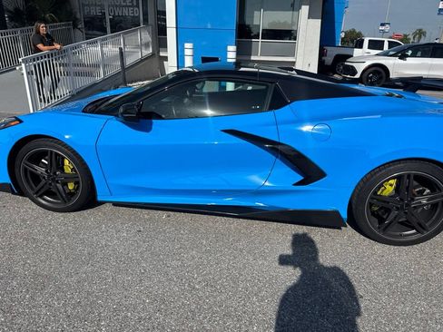 Used 2024 Chevrolet Corvette Stingray Premium Conv w/ Z51 Performance Package RWD image 8