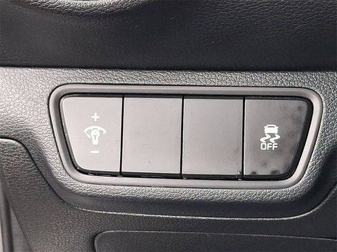 Used 2023 Kia Forte LXS image 25