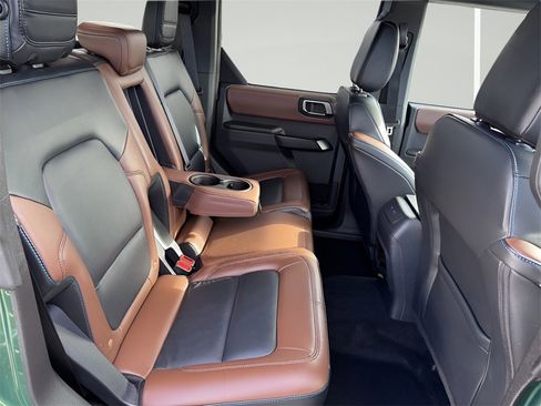 Used 2024 Ford Bronco Outer Banks image 33